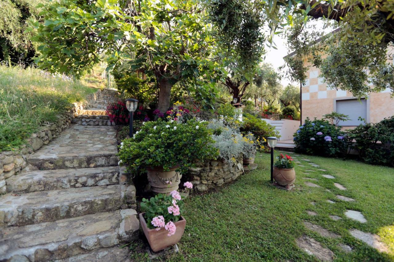 Casa Anna A Pietrasanta In Toscana Con Piscina Bagian luar foto